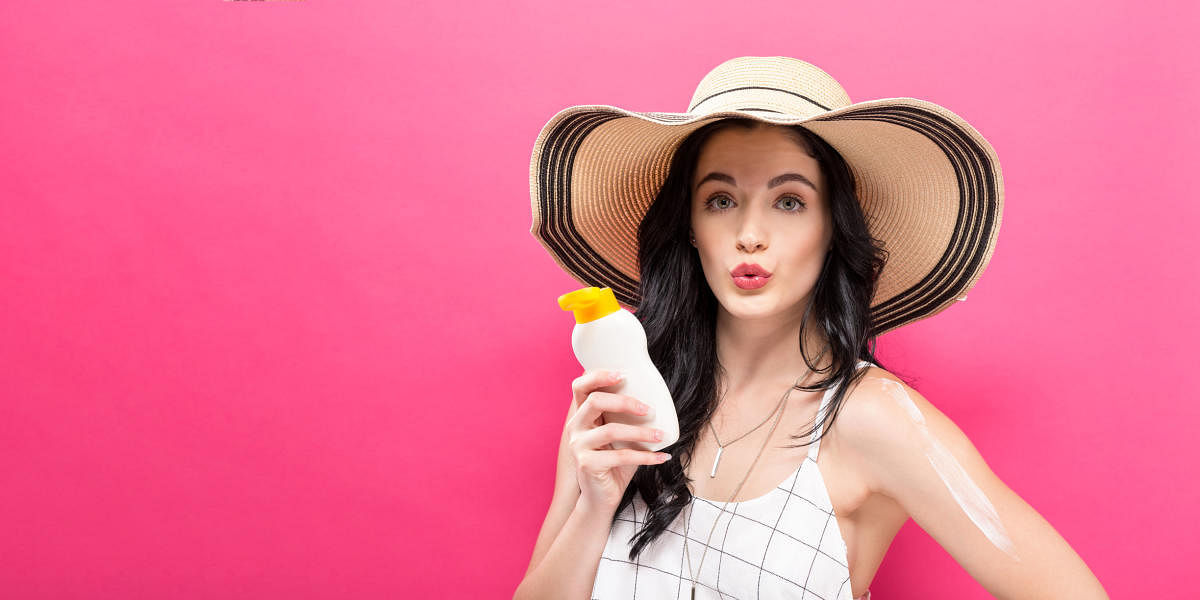 Protect your skin from the effects of the sun by applying a broad-spectrum sunscreen.