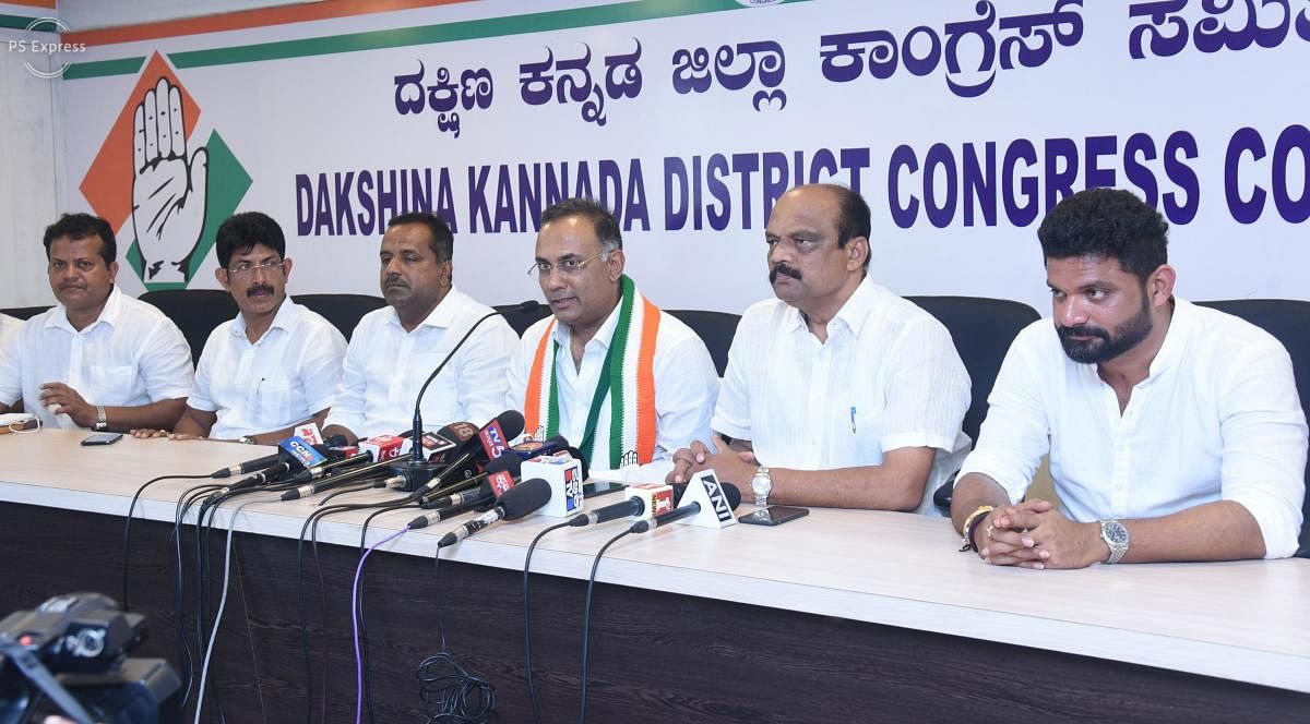 KPCC president Dinesh Gundu Rao addresses a press conference at the District Congress Committee office in Mangaluru on Tuesday.