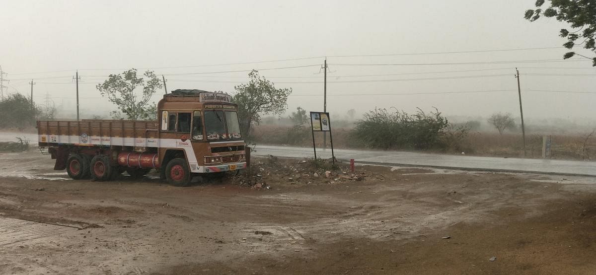 Shahpur in Yadgir district received first rain of the year on Sunday. The showers brought respite from the sweltering heat. DH Photo