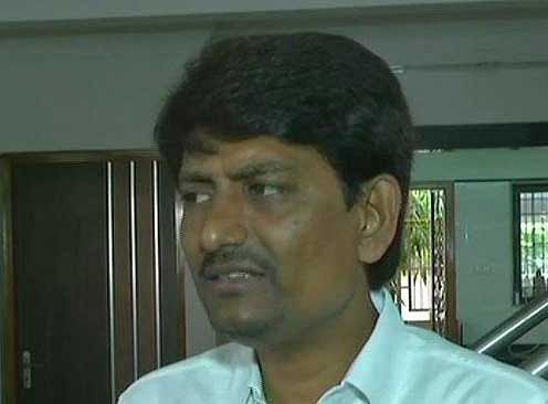  Prominent OBC leader from Gujarat and MLA Alpesh Thakor quit the Congress on Wednesday. (Image courtesy ANI/Twitter)