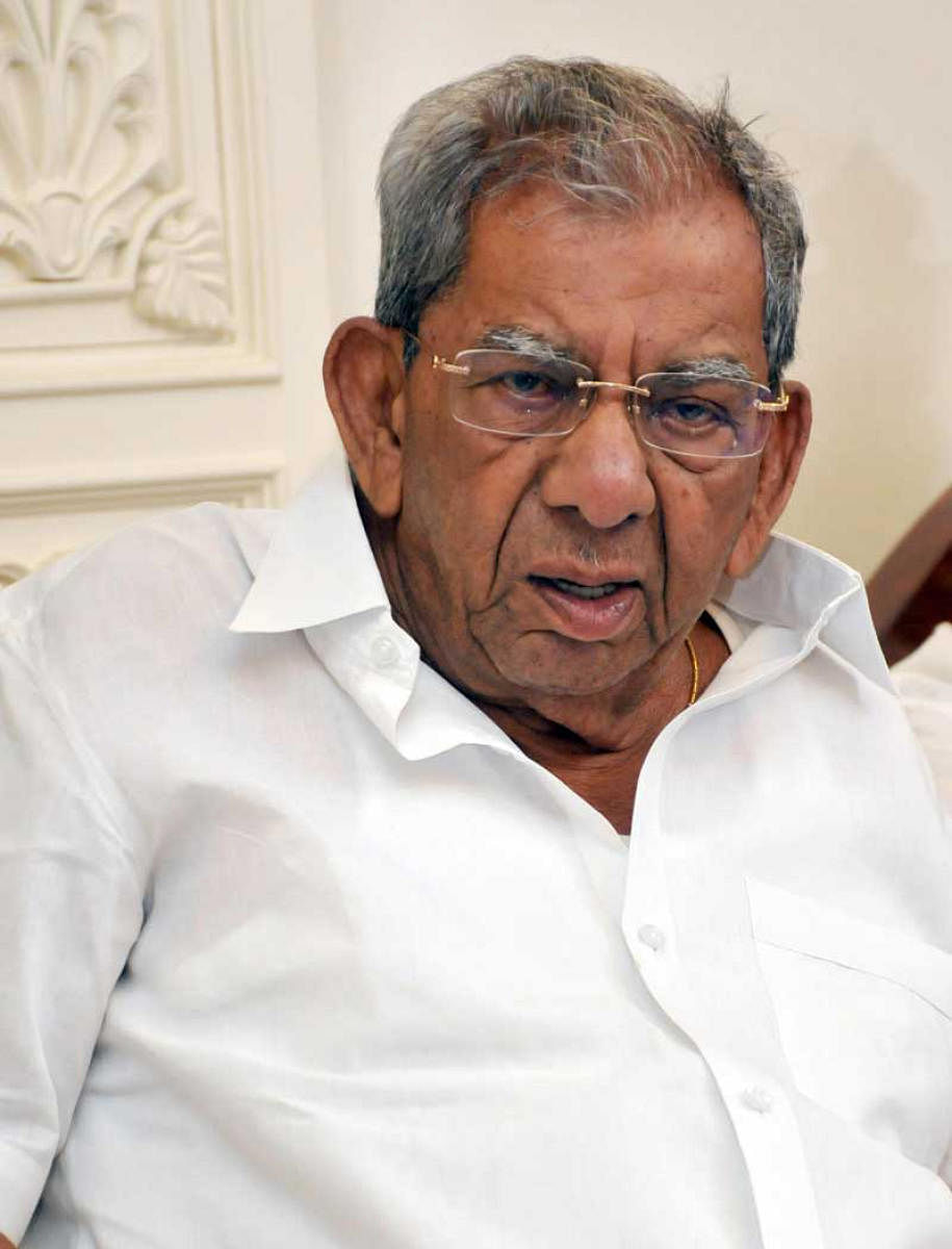 Veteran Congress leader Shamanur Shivashankarappa