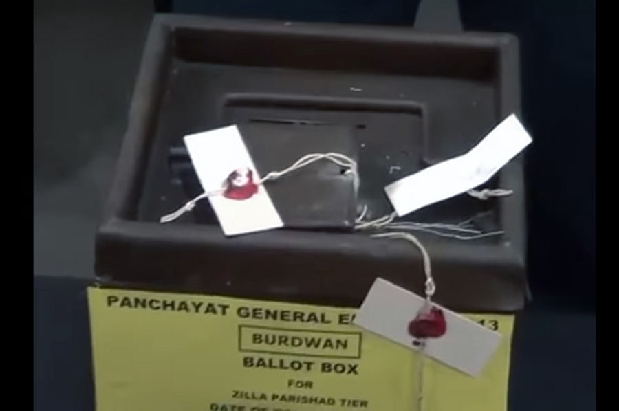 Screenshot of paper seal for ballot box. Picture credit: www.youtube.com