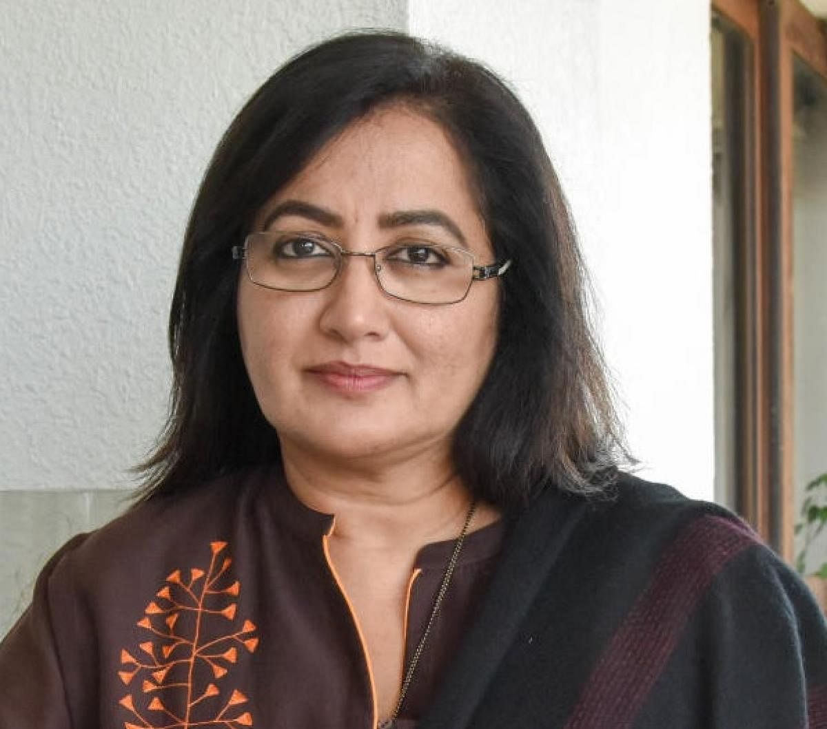 Speaking to reporters during her district tour on Sunday, Sumalatha said that she had toured across the district seeking opinion of the people. (DH File Photo)