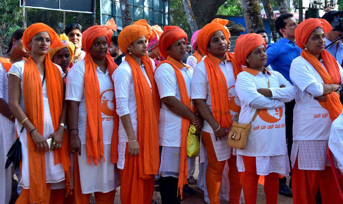 Saffron shawl and turban have become a brand identity of ‘Main Bhi Chowkidar’ campaign of BJP.