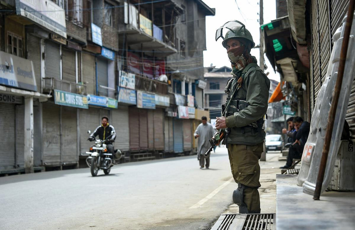 Three days ahead of polling, security has been put on high alert across Srinagar Lok Sabha constituency after intelligence inputs suggested that militants may carry out a suicide attack. PTI file photo