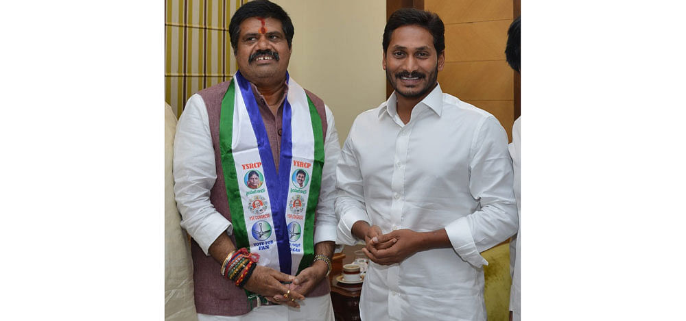 Avanthi Srinivas (with YSRCP scarf) with YS Jaganmohan Reddy at his Lotus Pond residence on Thursday.