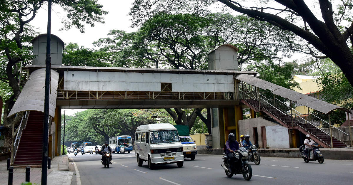 The skywalk on KG Road, which is equipped with an elevator. DH file photo/ Ranju P