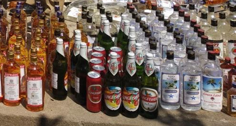 Jamkhandi tahsildar Chandrashekhar Gali has said that liquor worth Rs 20 lakh, stocked in 1,150 cases was seized for violation of model code of code which in force in view of the forthcoming Lok Sabha election. (DH File Photo. For representation purpose)