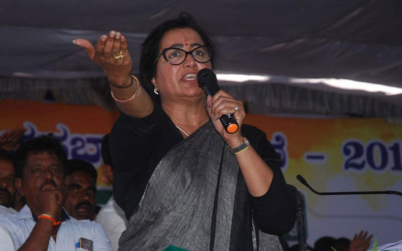 Sumalatha was addressing a gathering at a convention here. “If I had greed, I would have joined either Congress or some other party,” she said. (DH Photo)