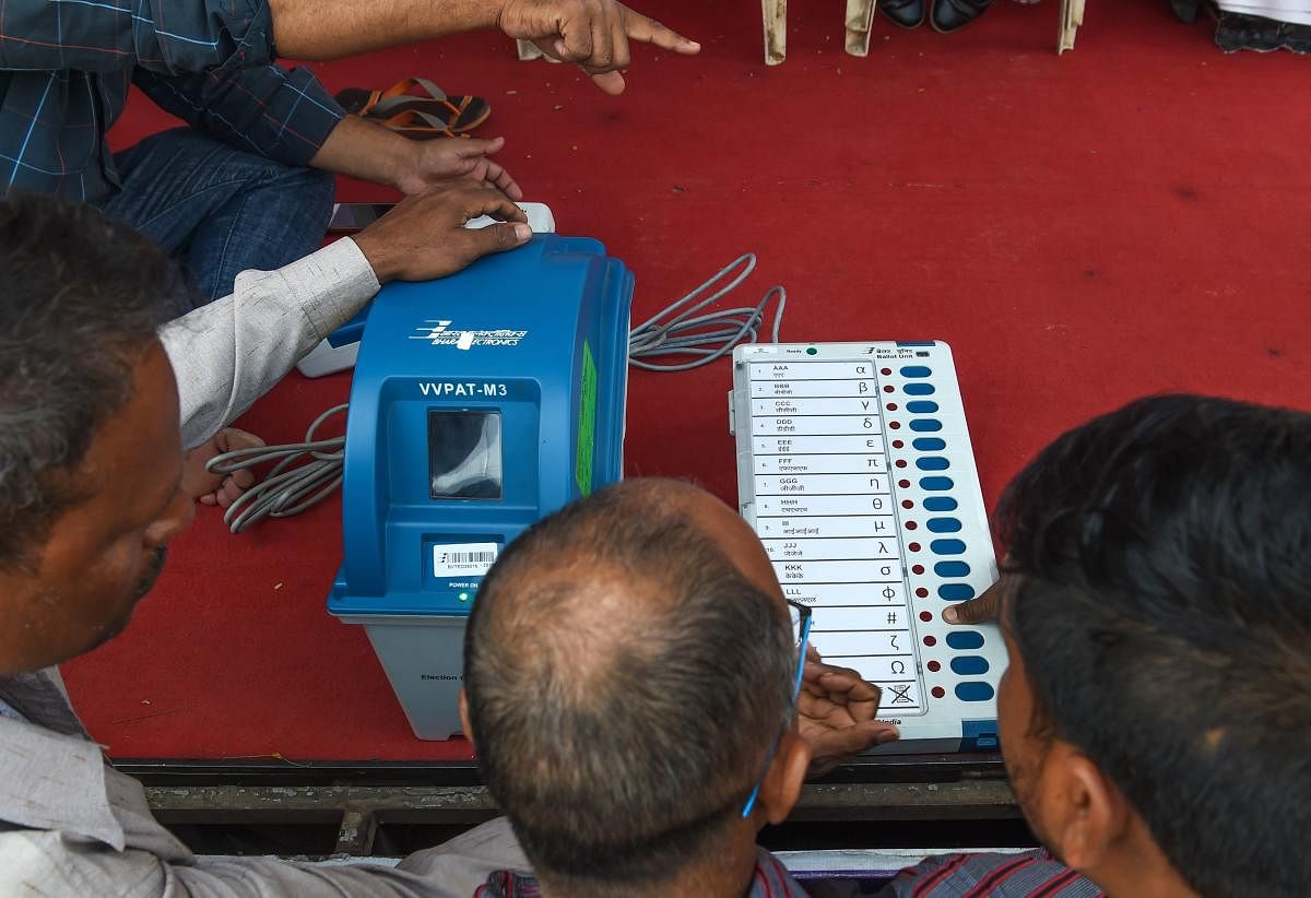 The CEC also met representatives of the various political parties wherein the JD (U) and Congress appealed to him to hold polls with VVPAT-laced EVMs “so that a free and fair election is conducted. AFP Photo 