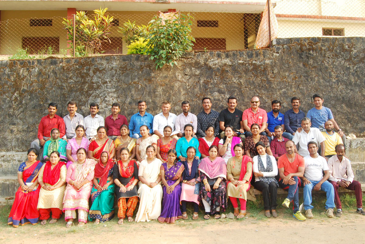 Students of the 1986-87 batch, with their teachers, at the St Antony School, Suntikoppa.