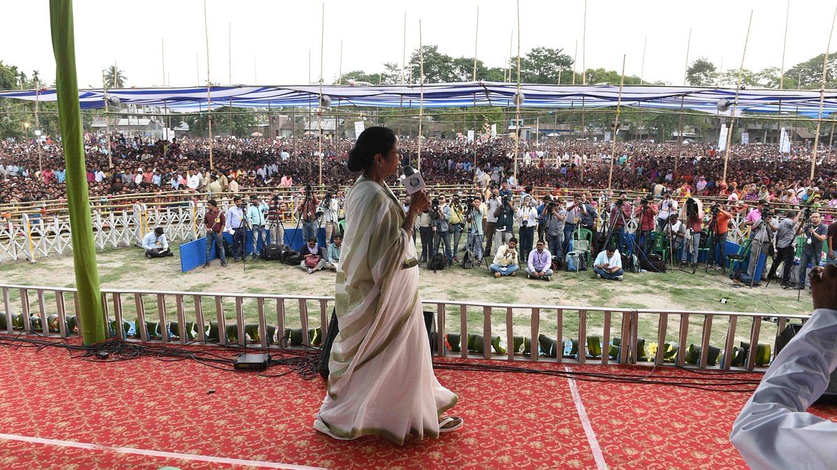 Mamata Banerjee in a rally in Coochbehar on Wednesday (Twitter/AITCofficial)
