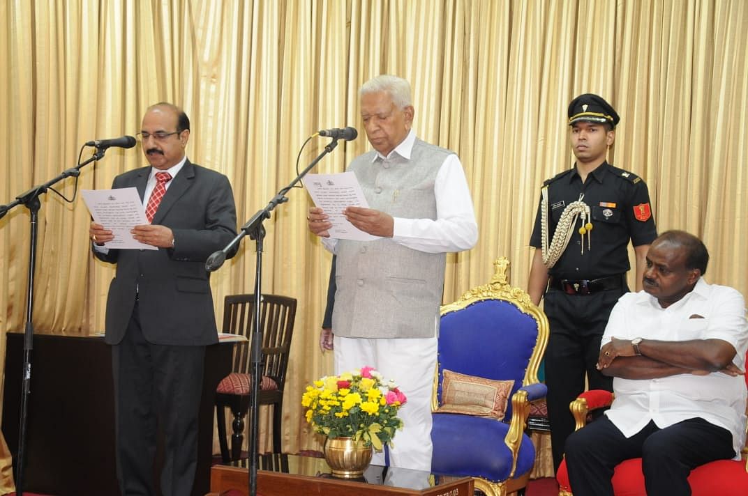 S C Srinivas taking oath as Chief Information Commissioner in Bengaluru on Monday. (DH Photo)