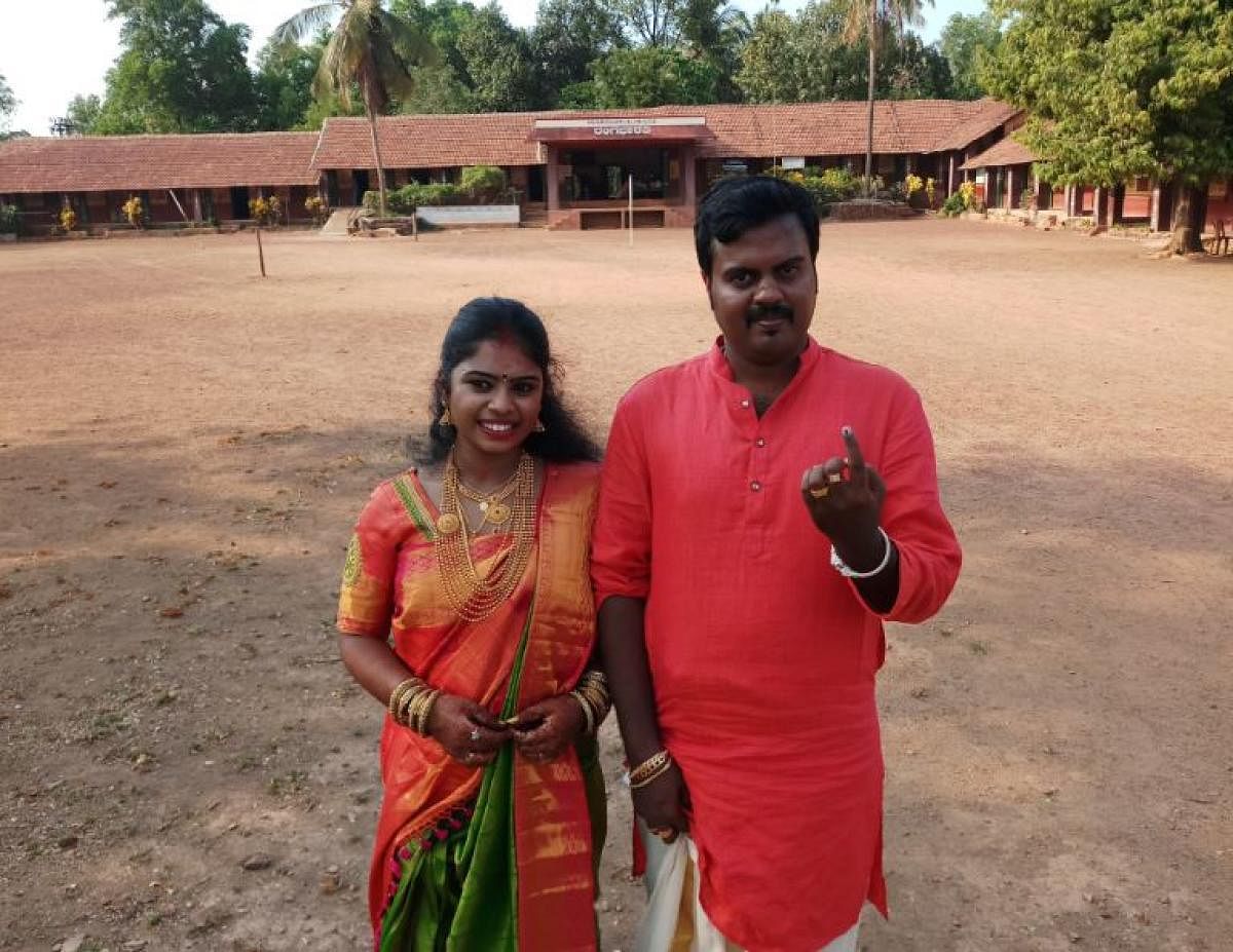 Ajith and Rashmi, who entered into wedlock, visited Nelyadi polling booth to cast their votes.