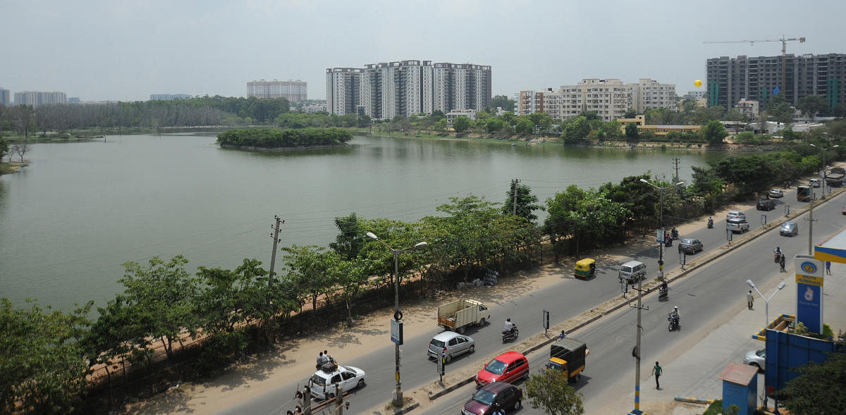 Several illegal constructions have come up near the Kaikondrahalli Lake. DH file photo