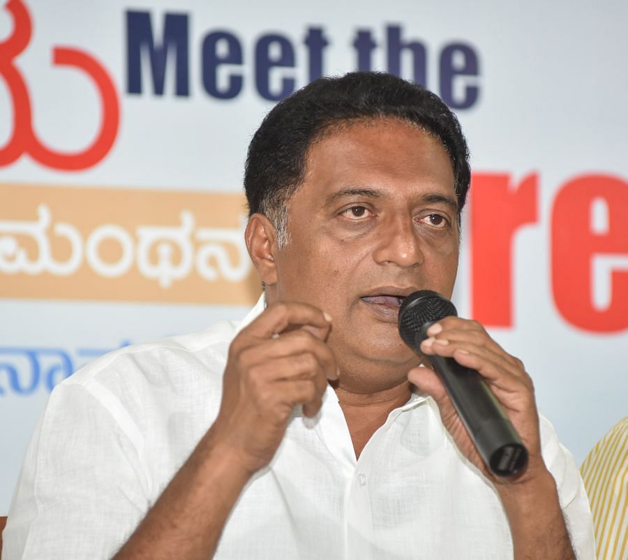Prakash Raj has admitted defeat. Picture credit: SK Dinesh/ DH Photo