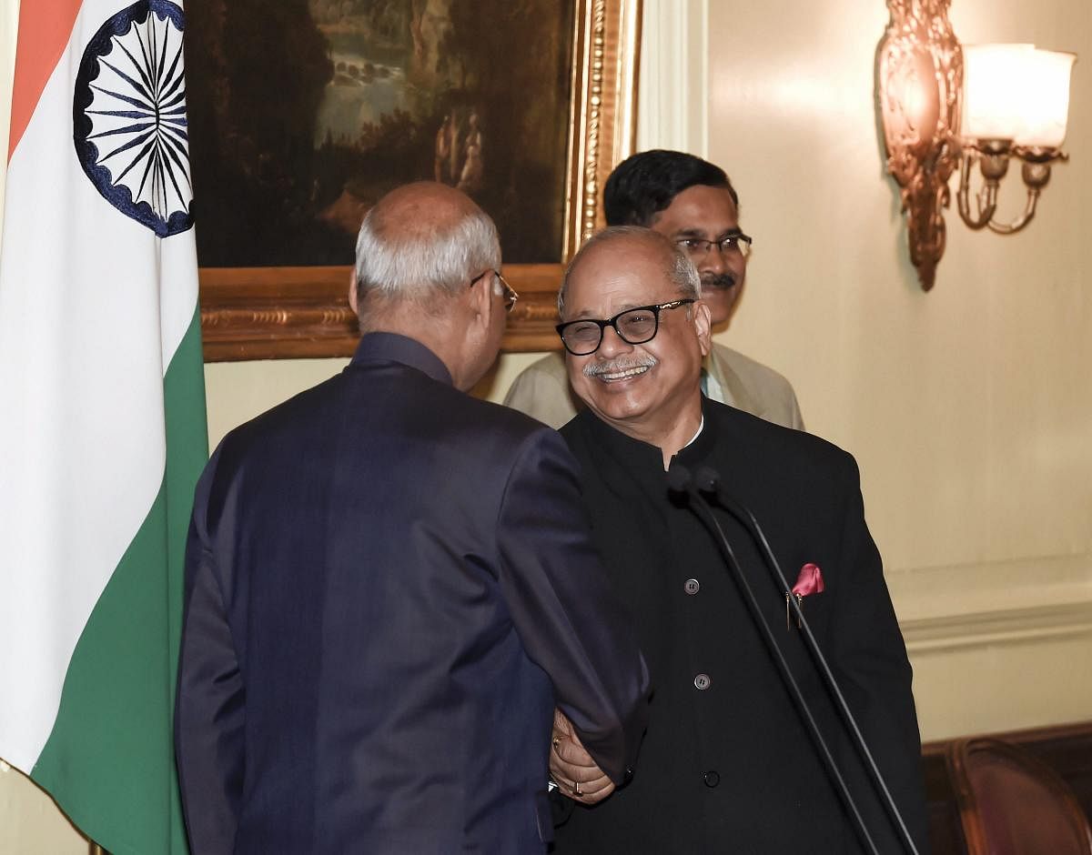 New Delhi: President Ram Nath Kovind greets the Justice Pinaki Chandra Ghose after he was administered the oath of office as Chairperson of Lokpal, at Rashtrapati Bhavan. (PTI File Photo)