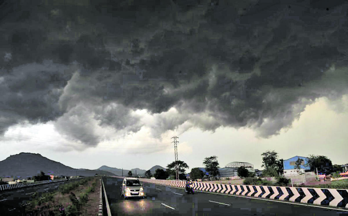 Dark clouds hover over Palakkad, Kerala
