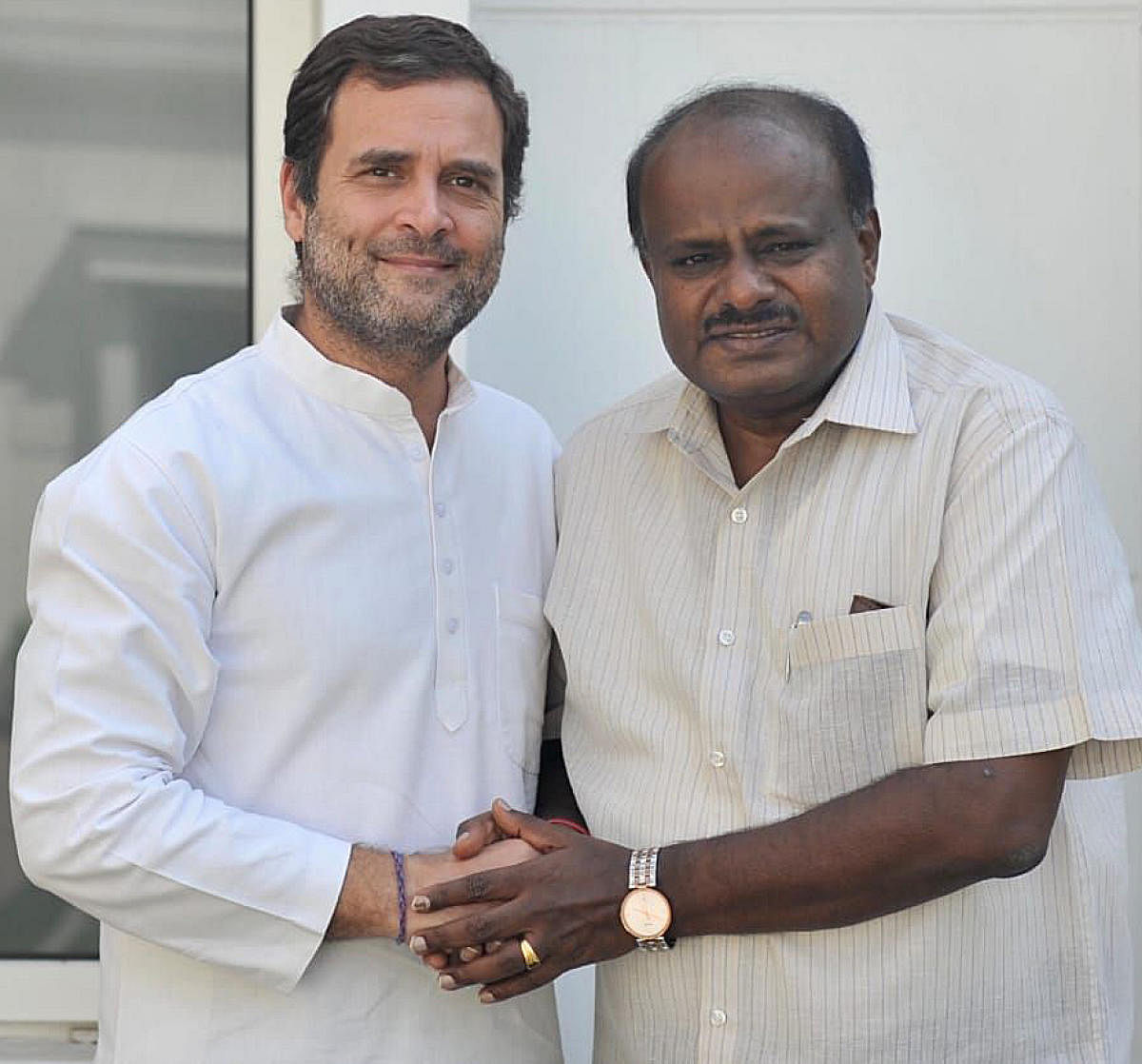 Chief minister of Karnataka H D Kumaraswamy met AICC president Rahul Gandhi. 