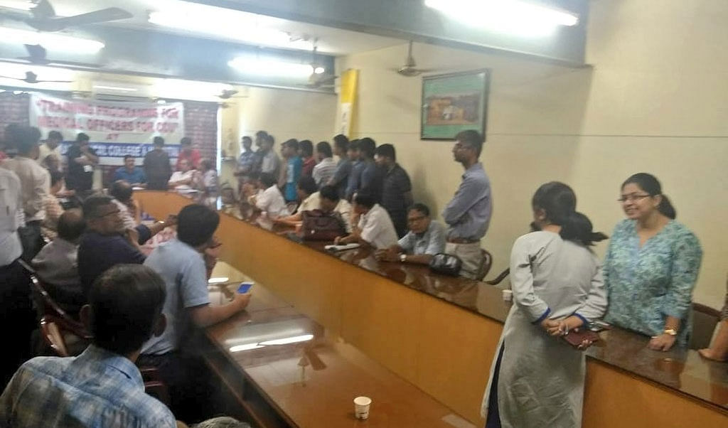The crisis over the strike by the junior doctors at several state-run medical colleges in West Bengal further deepened on Friday as 69 doctors at the R G Kar Medical College and Hospital rendered their resignation and the number is likely to go up.  Picture courtesy Twitter