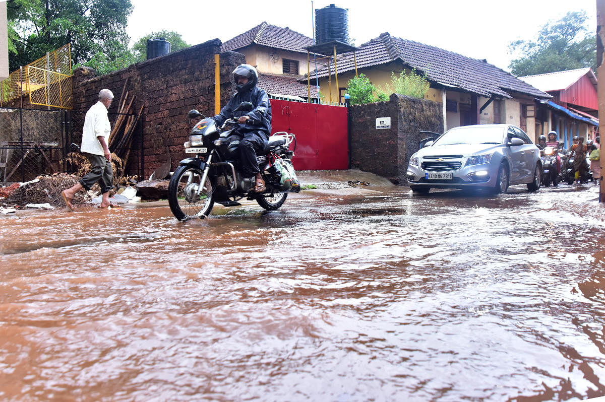 Amid the forecast of a deficient monsoon, Mangaluru received heavy rains last week. (DH File Photo)