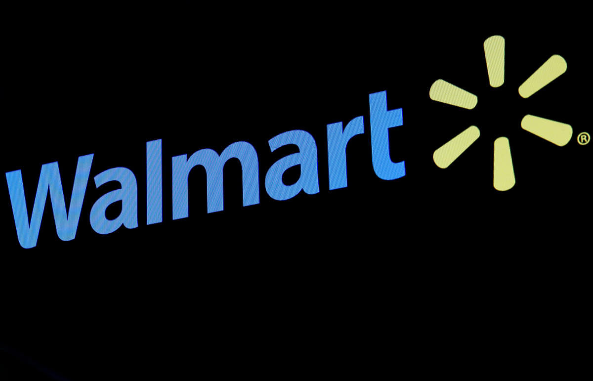 Walmart agreed to pay more than USD 144 million to settle the SEC's charges. (Reuters File Photo)