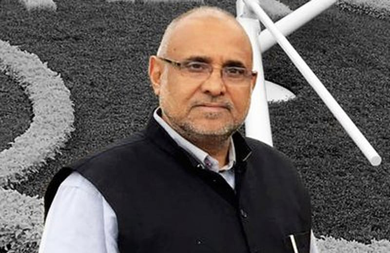 “We are open for talks. Hurriyat leaders are own people, they are the residents of J&K, so they are most welcome to talk to us including the Prime Minister Narendra Modi but within the ambit of Indian constitution,” Bharatiya Janata Party (BJP) national vice-president and the J&K affairs in-charge, Avinash Rai Khanna told reporters. (Twitter)