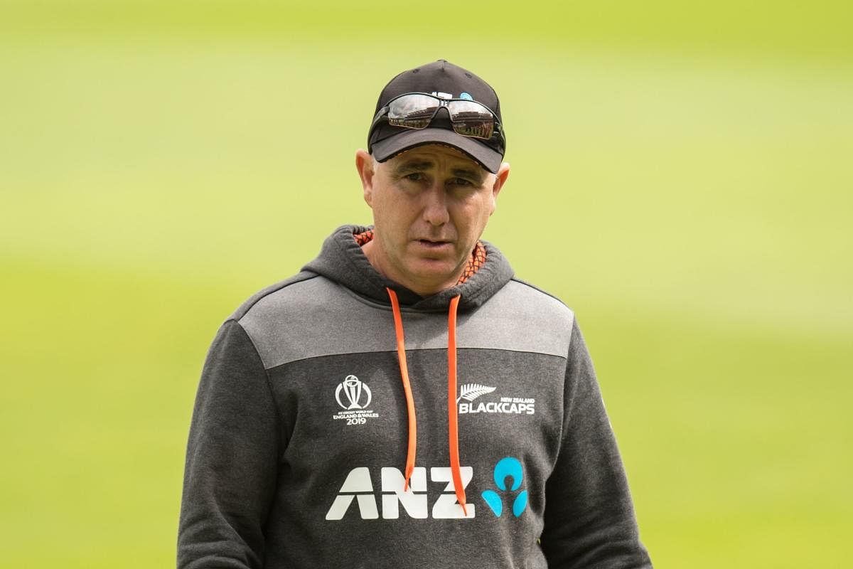 New Zealand's head coach Gary Stead leads a training session at Edgbaston cricket ground in Birmingham, central England, on June 18, 2019 on the eve of the 2019 ICC Cricket World Cup match between New Zealand and South Africa. (Photo by OLI SCARFF / AFP)