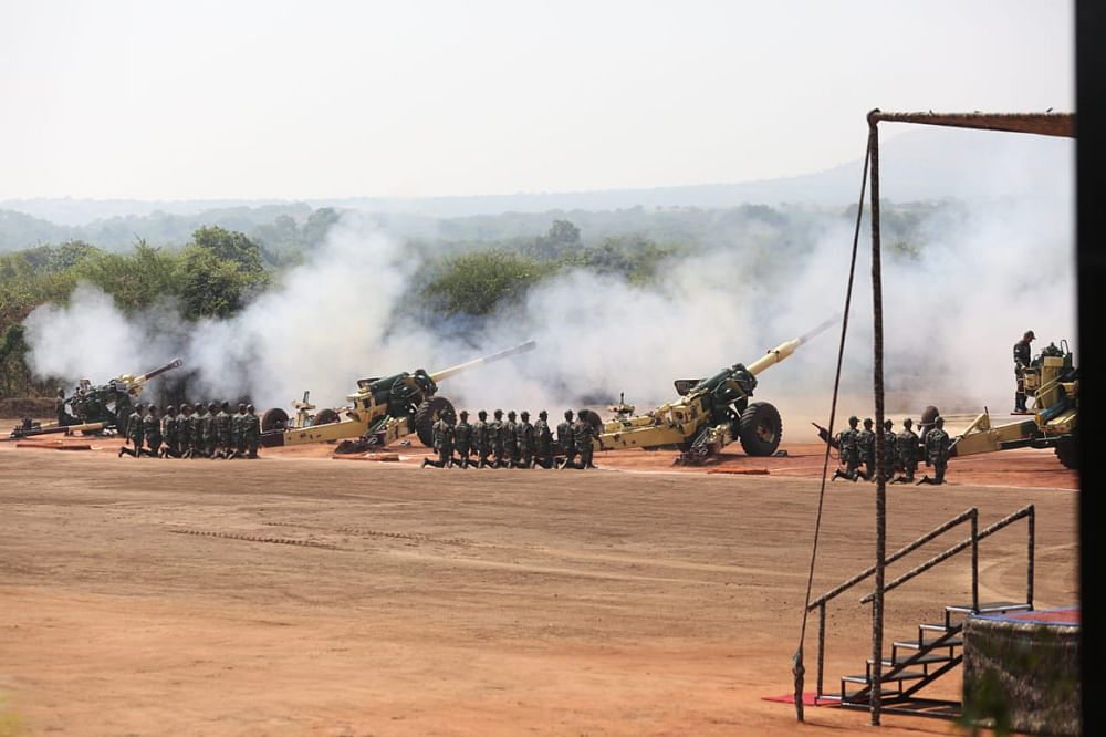 The 155mm, 39 Calibre Ultra light Howitzers have been procured from the USA under Government to Government Foreign Military Sales and will be assembled in India by BAE Systems in partnership with Mahindra Defence. (DH Photo)