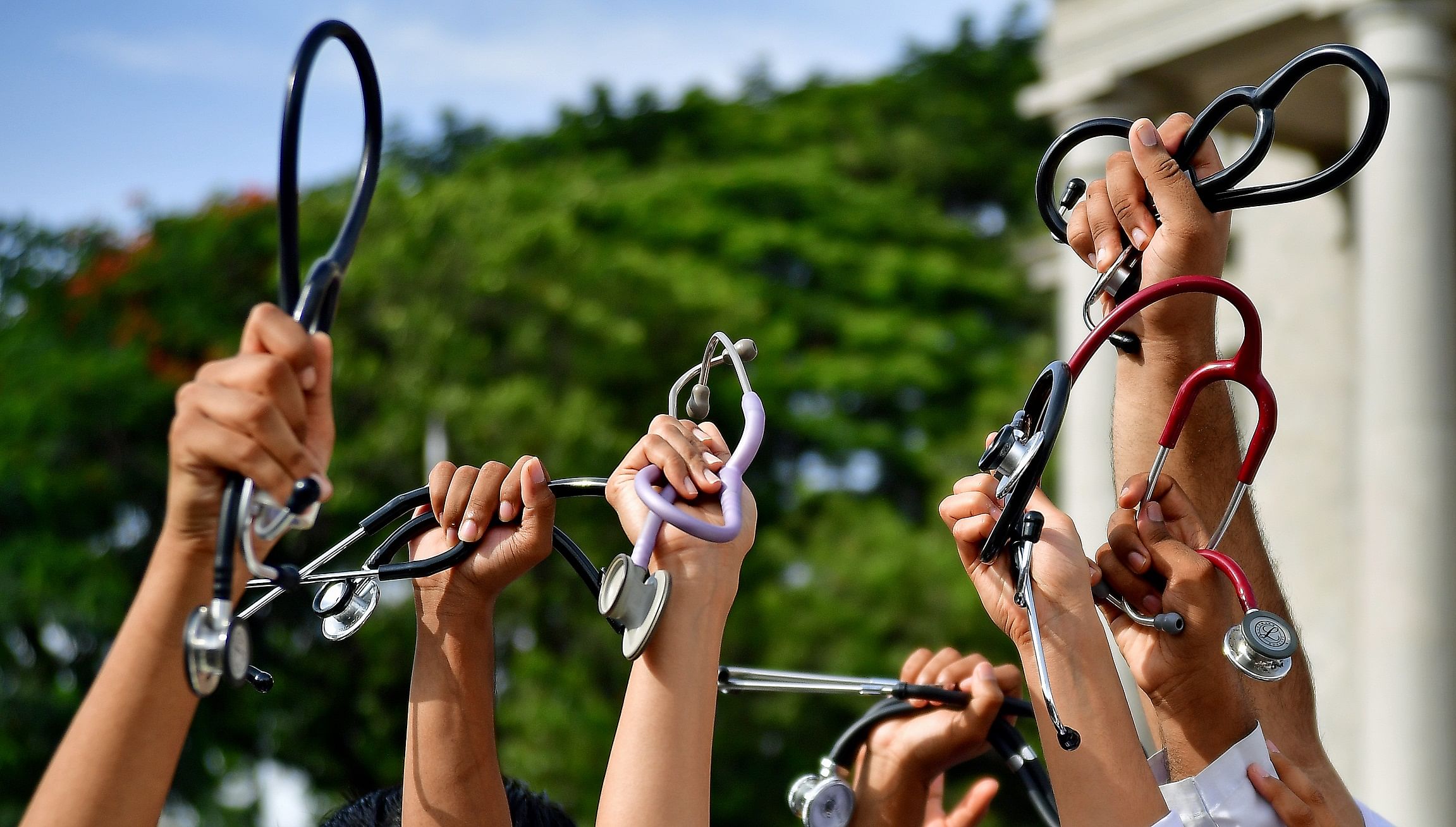 The recent strike by doctors reflects an alarming reaity: doctors are fighting for protection from patients and their relatives, while patients see doctors with equal suspicion. DH Photo