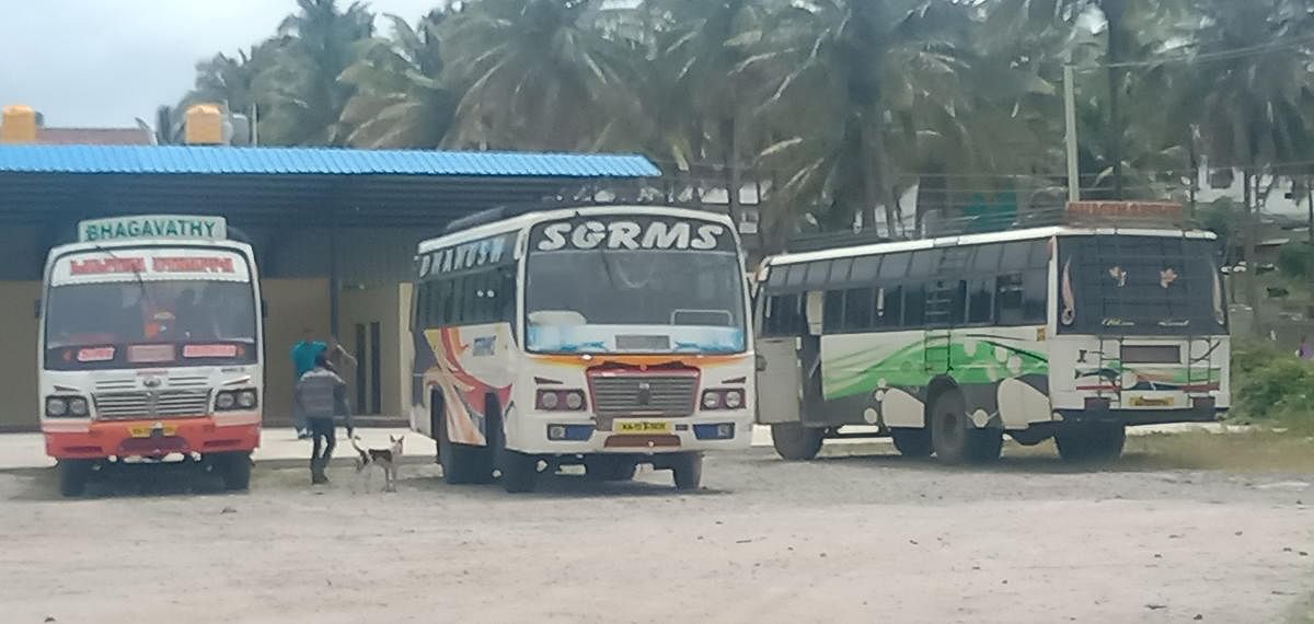 The new private bus stand in Kushalnagar has started commissioning from Wednesday.