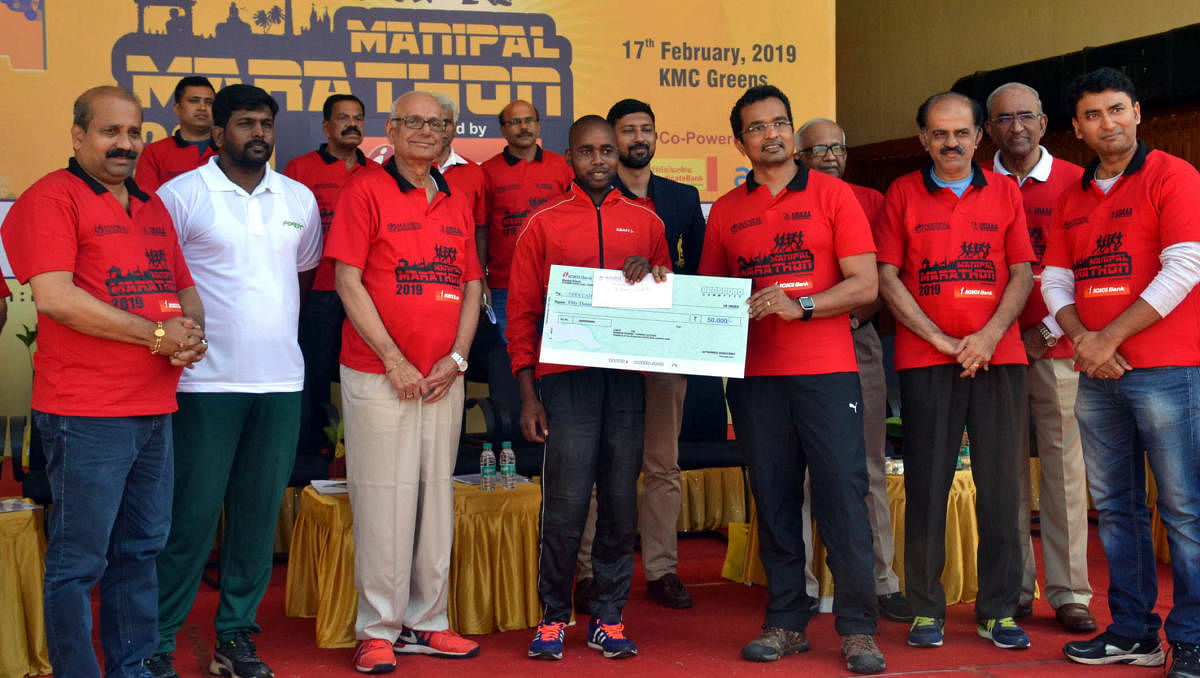 Ibrahim from Kenya won first prize in the 21 kilometres Men’s Open category Marathon at Manipal. 