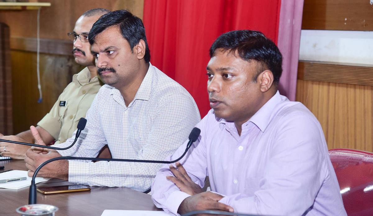 Deputy Commissioner Sasikanth Senthil speaks at a meeting on safety of girl students held at the Zilla Panchayat Hall in Mangaluru on Monday.