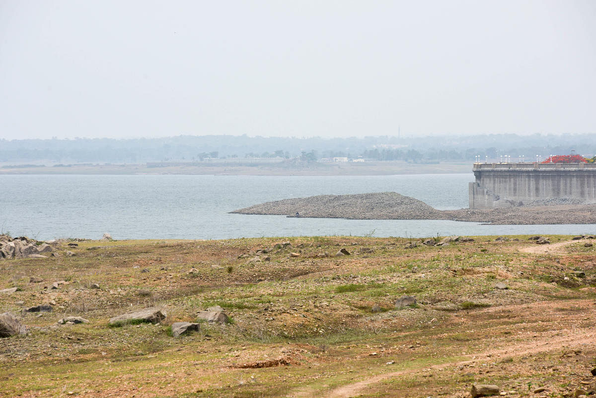 The dry KRS reservoir in Mandya district. DH FILE