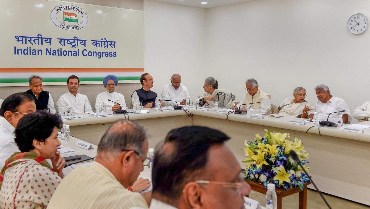 Rahul Gandhi, former prime minister Manmohan Singh and other party leaders at a Congress Working Committee meeting. Credit: PTI file photo