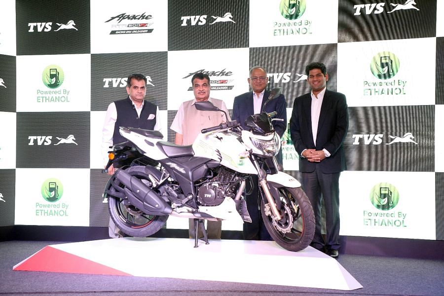Amitabh Kant, CEO of Niti Aayog, Nitin Gadkari, Minister for Road Transport and Highways of India & Micro, Small and Medium Enterprises, Venu Srinivasan, Chairman, TVS Motor Company ,Sudarshan Venu, Joint Managing Director, TVS Motor Company, during the launch in New Delhi on Friday. Picture credit: TVS Motor Company