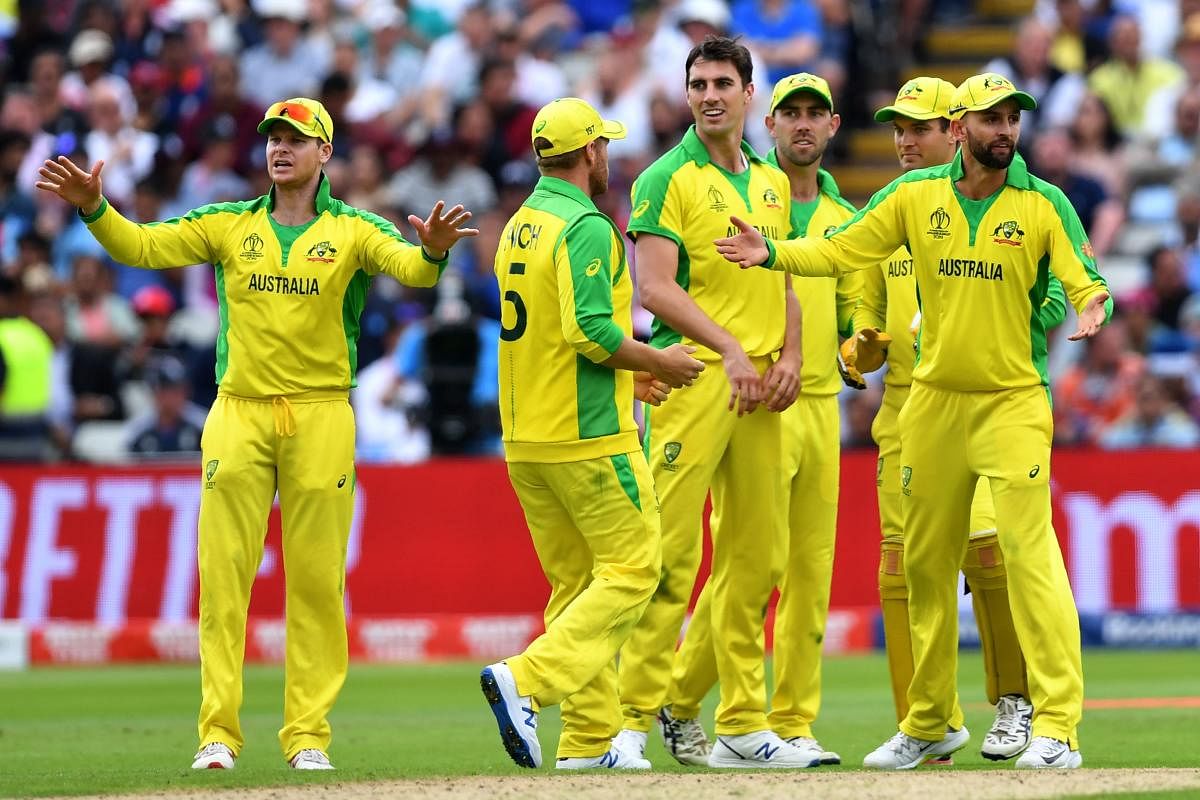 Australian media lamented their team's "shellacking" by England in the Cricket World Cup semi-final on Friday, warning it was an ominous harbinger for the upcoming Ashes series. (AFP Photo)