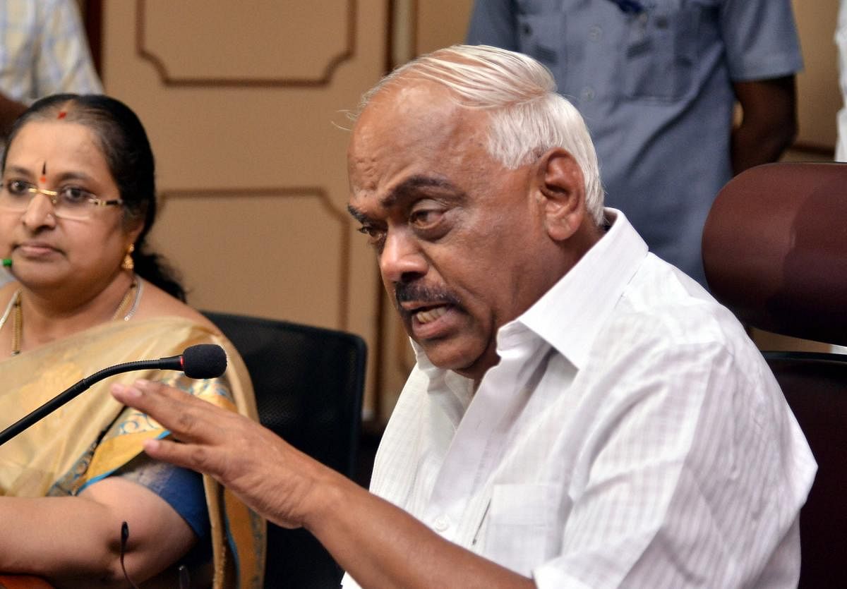 Assembly Speaker Ramesh Kumar addresses a press conference after meeting with rebel MLAs at his chamber, at Vidhana Soudha in Bengaluru, Thursday, July 11, 2019. (PTI Photo)