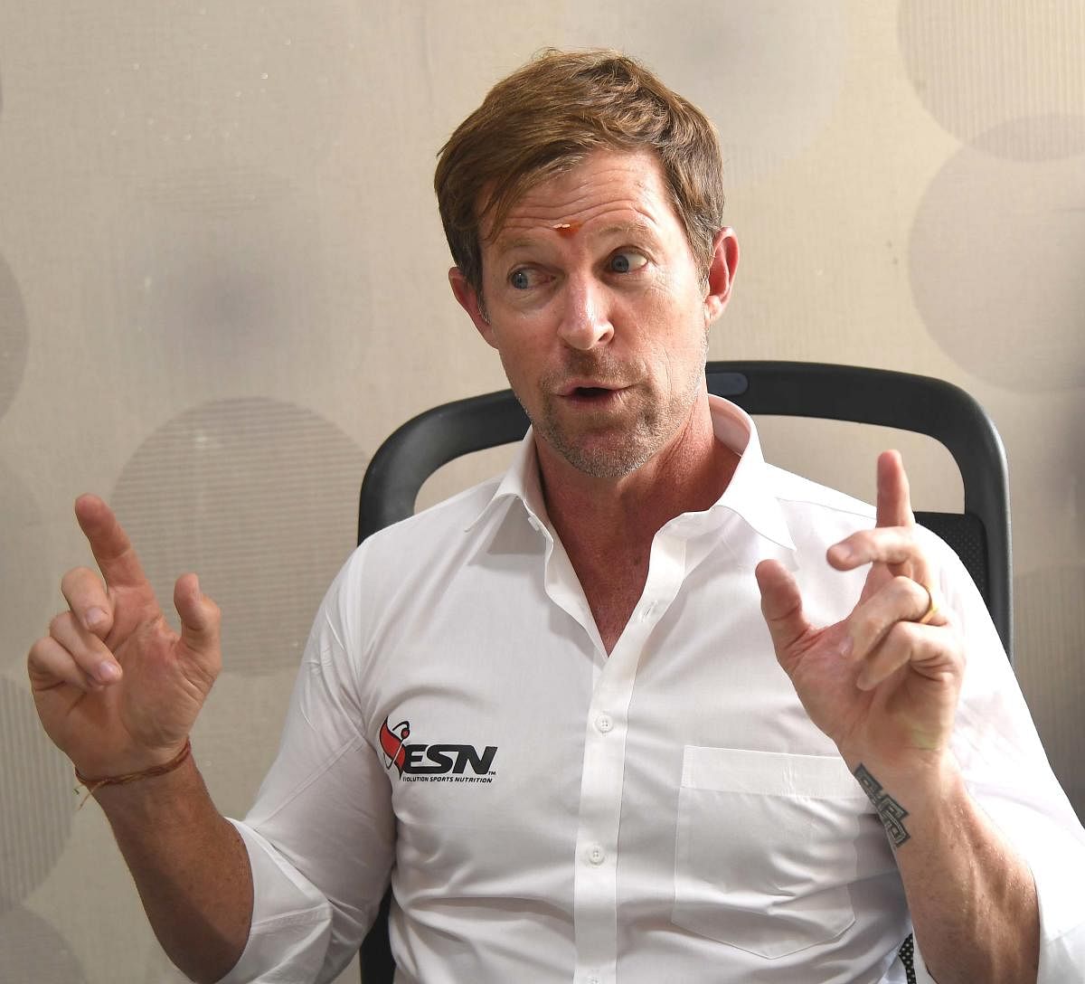 Former South African cricketer Jonty Rhodes addressing media at a promotion event in Bengaluru on Saturday. (DH Photo/Srikanta Sharma R.)