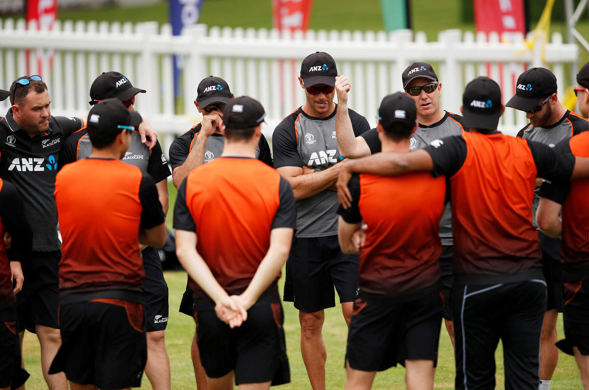 New Zealand players are all ears as coach Gary Stead (second from right) gives a pep talk during Saturday’s nets session at Lord’s. Reuters