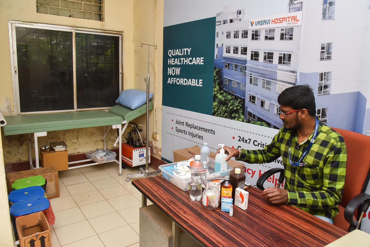 A medical centre set up at the office of the deputy director in Lalbagh near the iconic Glass House. DH PHOTOs/S K Dinesh