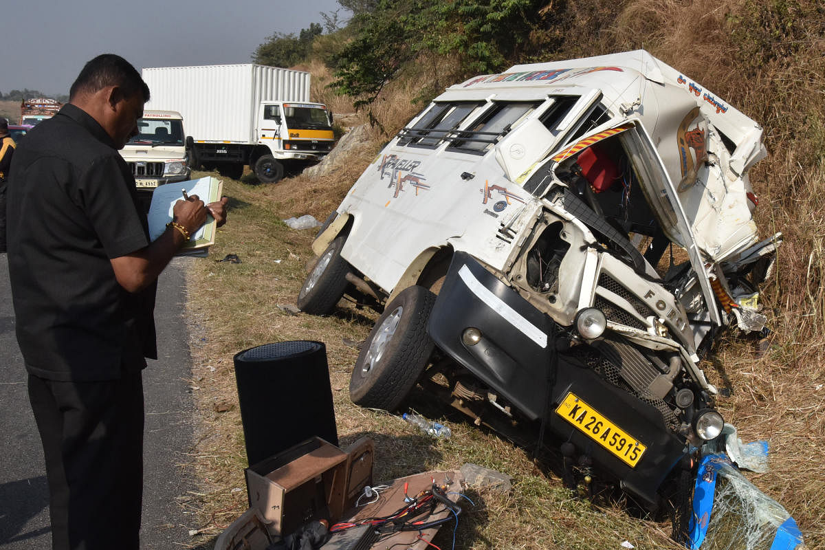 At least 10 people were killed and nearly 15 others injured when a tempo crashed into a truck on the Latur-Mukhed road in the Marathwada region of Maharashtra. Pic for representation purpose only.