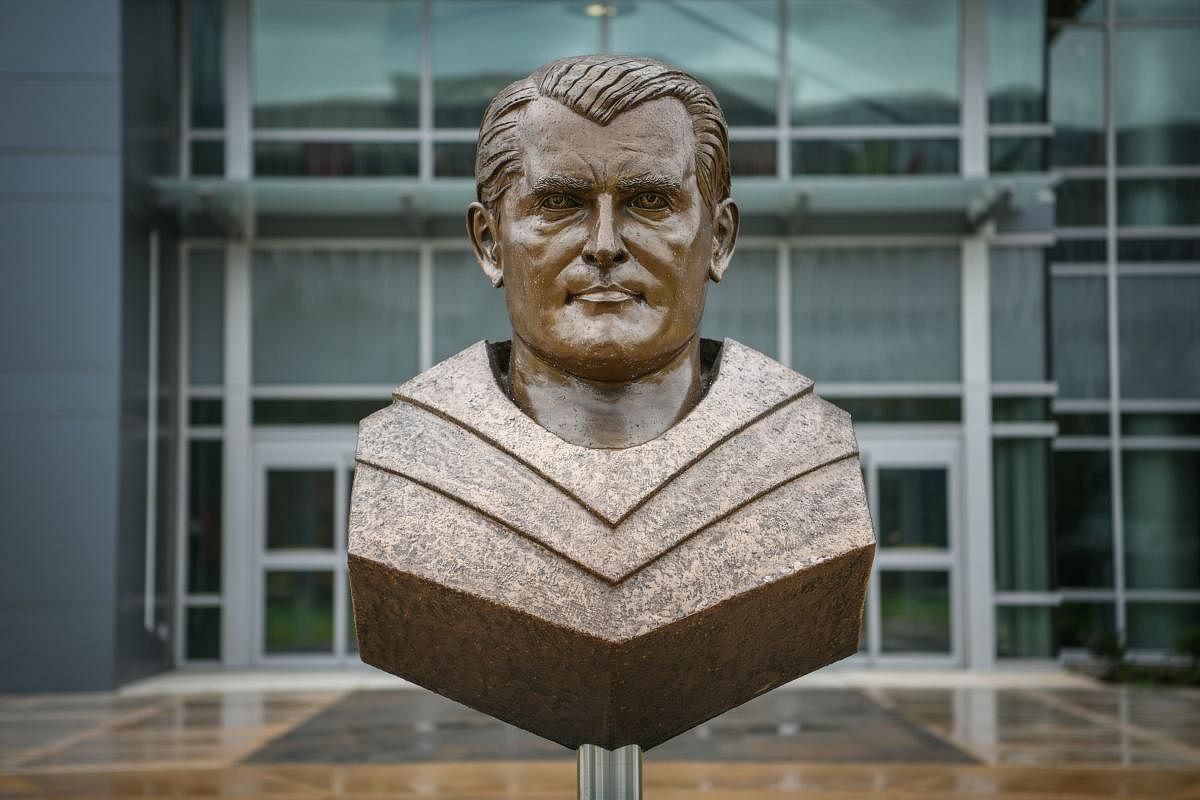 A bust of Wernher von Braun is seen at the administration complex of NASA's Marshall Space Flight Center (AFP Photo)