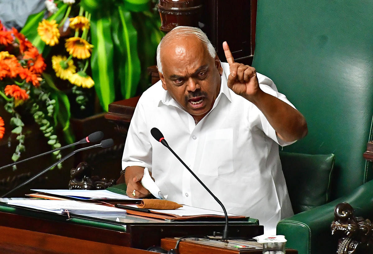 Speaker K R Ramesh Kumar makes a point in the Legislative Assembly on Friday. DH Photo