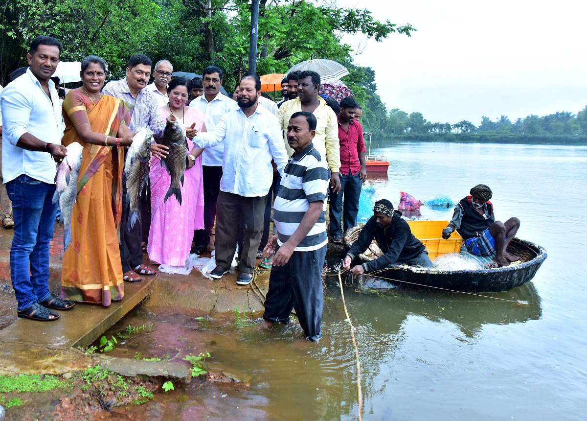 Dakshina Kannada Zilla Panchayat Vice President Kasturi Panja and other take part in the inauguration of 'Pilikula Kshetrotsava and 'Matsyotsava' organised by Dr Shivarama Karantha Pilikula Nisargadhama on Sunday.