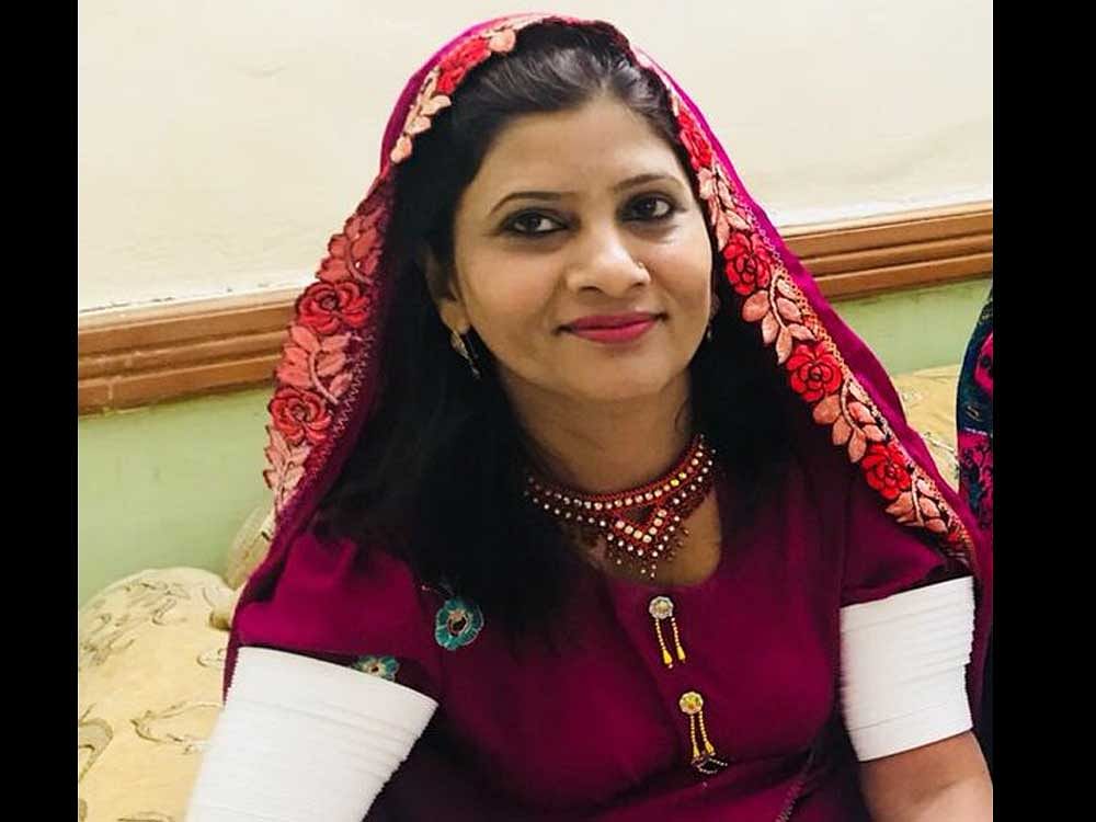 Krishna Kumari Kolhi told the media that she would work to improve the healthcare and water shortage issues along with efforts to resolve problems faced by the women of Tharparkar. Image Courtesy: Twitter