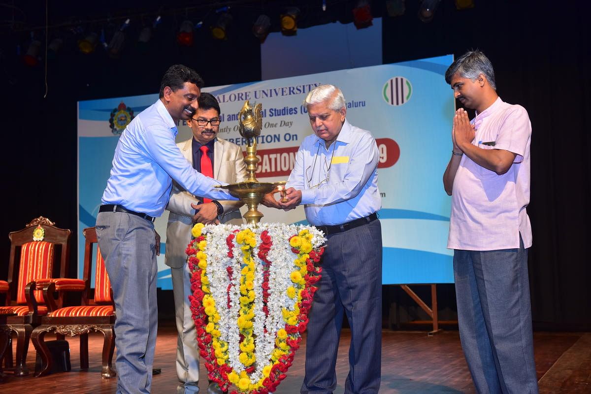 Retired English professor Prof Sukumar Gowda inaugurates a deliberation on draft National Education Policy 2019 organised jointly by Mangalore University and Centre for Educational and Social Studies at Mangalagangothri on Monday.