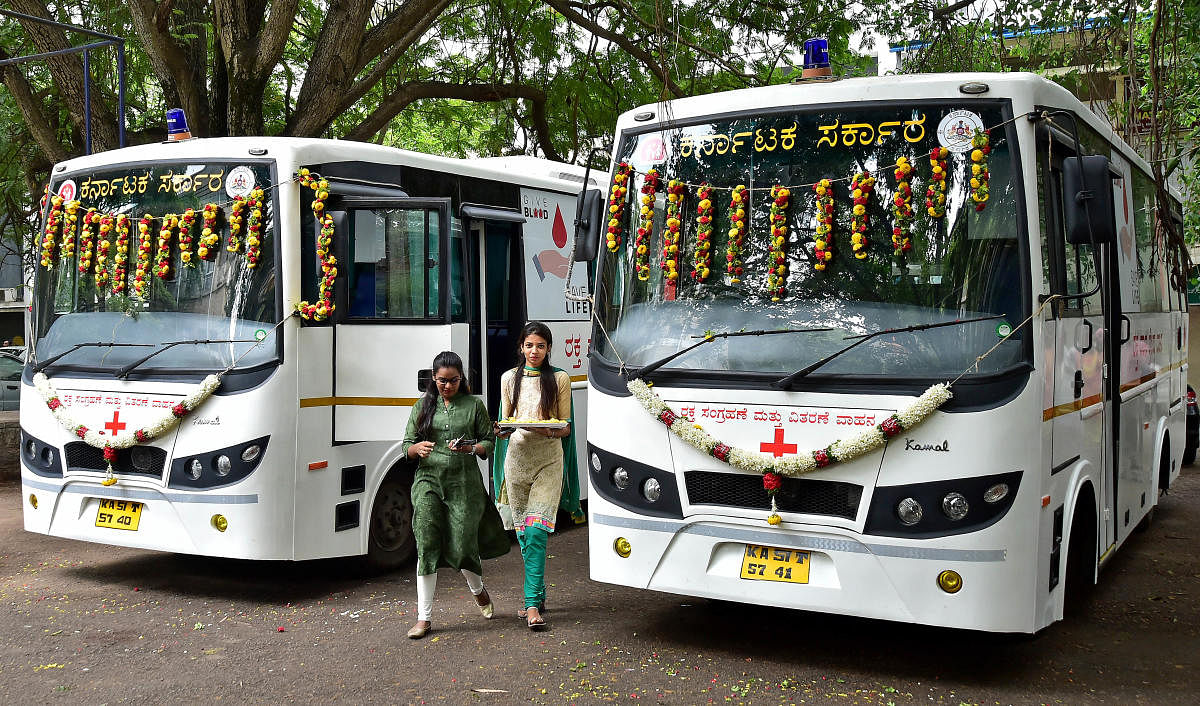 The vans were officially flagged off by Minister for Health and Family Welfare Shivananda S Patil here on Monday is likely to address the shortage of blood. (DH Photo)