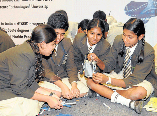 innovative: Students constructing models for the competitions.