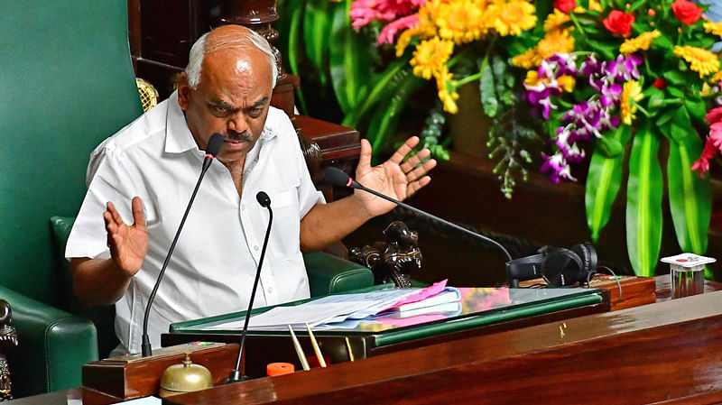 "We have to close this Tuesday before 6 pm. The discussion on the motion will be over by 4 pm and the voting will take place between 5-6 pm," Assembly Speaker KR Ramesh Kumar said, lamenting that his own credibility was at stake. He adjourned the Assembly amid protests by the Opposition BJP, which demanded conclusion on Monday itself. (DH Photo)